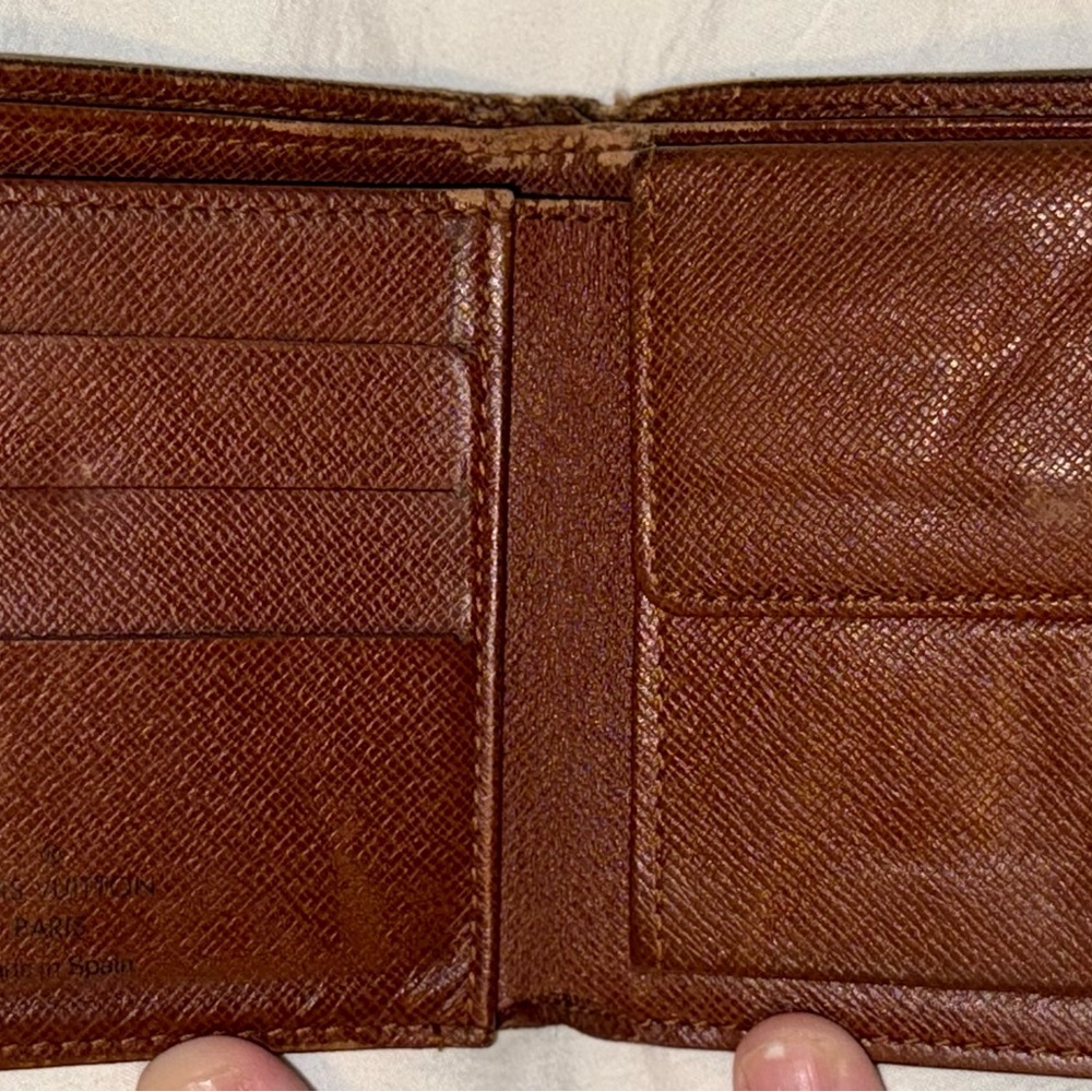 LV Monogram Wallet - Picture 3 of 8